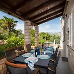 Villa Elixir