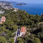 Elixir Villa *