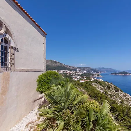 Elixir Villa