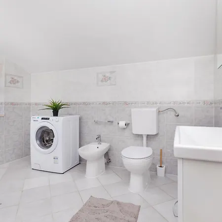 Elixir דוברובניק